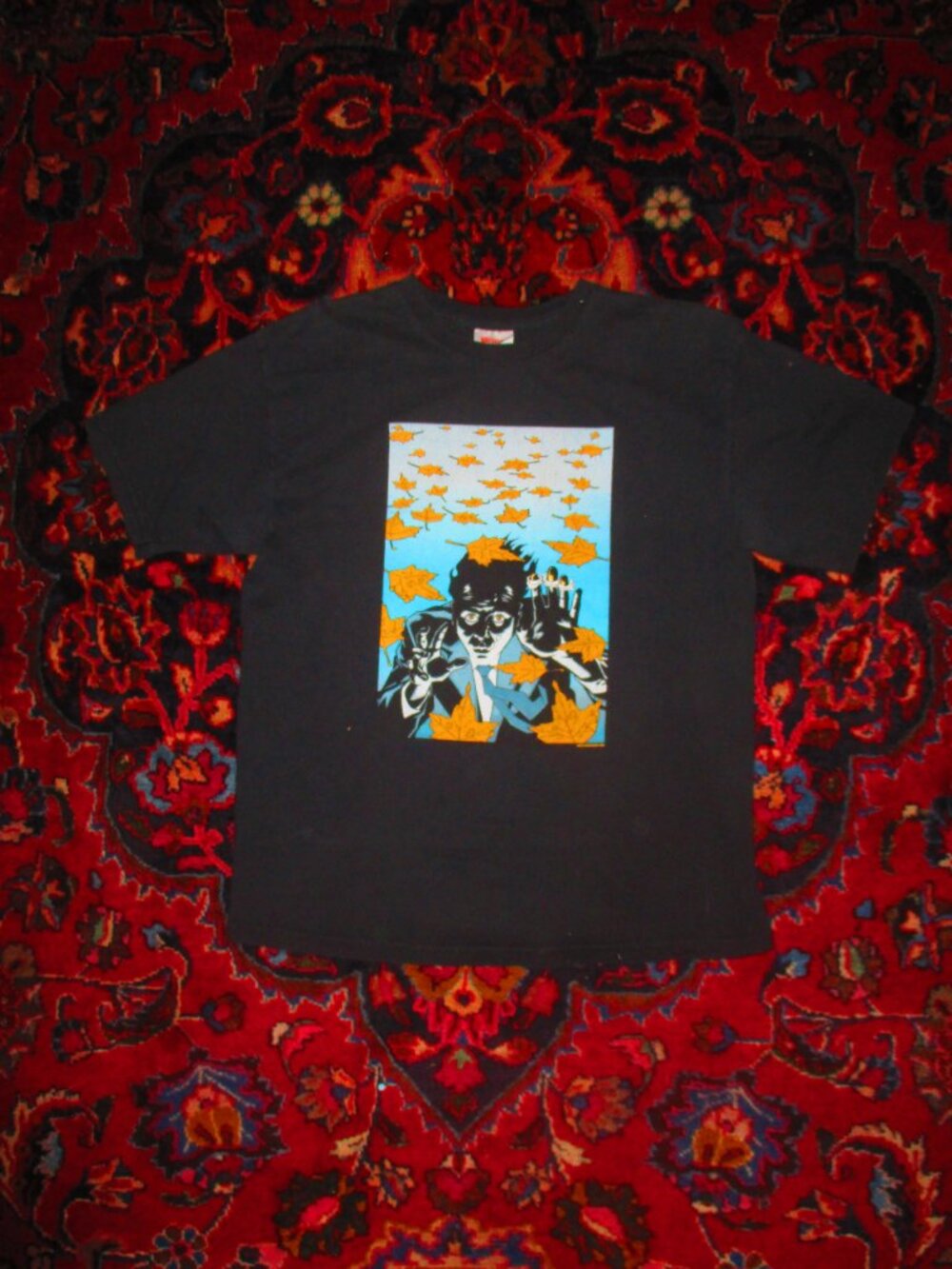 90s "Don't Hold Your Breath" graphic t-shir